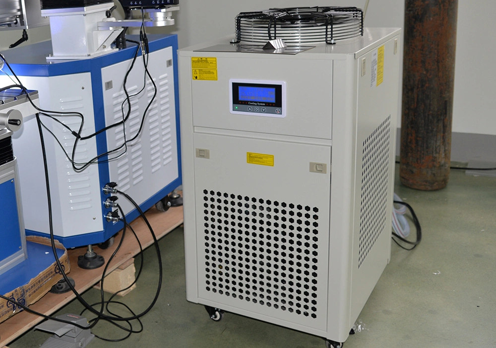 Macchina della saldatura a laser di alta qualità YAG per il saldatore di riparazione della muffa dell'oro