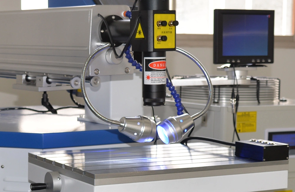 Macchina della saldatura a laser di alta qualità YAG per il saldatore di riparazione della muffa dell'oro